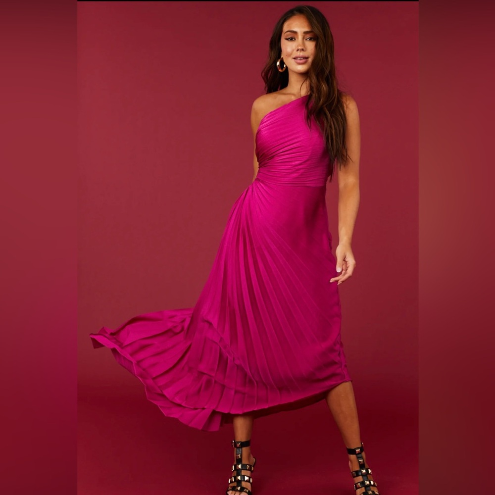 Rosevelvet Dress.